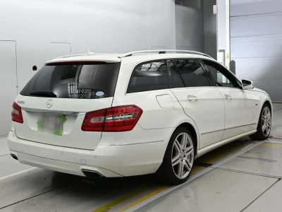 MERCEDES BENZ E CLASS STATION WAGON