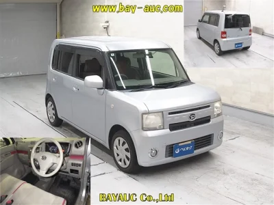 DAIHATSU MOVE CONTE 2