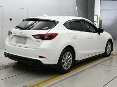 MAZDA AXELA 2