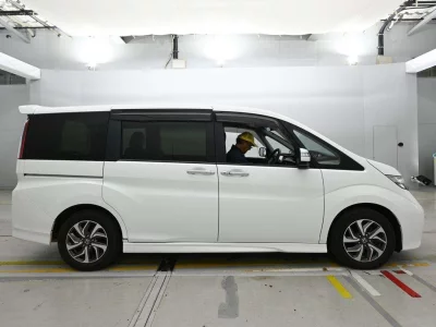 HONDA STEP WAGON