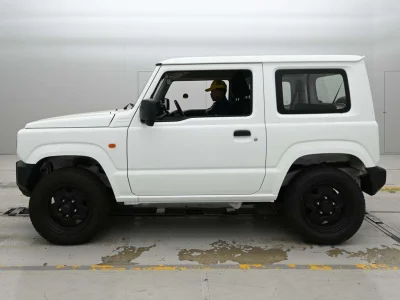 SUZUKI JIMNY 4