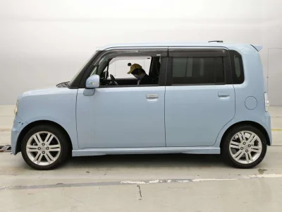 DAIHATSU MOVE CONTE 4