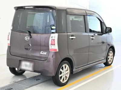 DAIHATSU TANTO EXE
