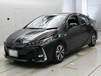 TOYOTA PRIUS PHV