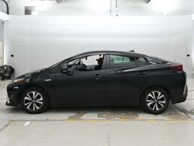TOYOTA PRIUS PHV