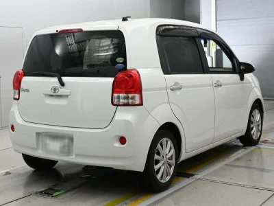 TOYOTA PORTE