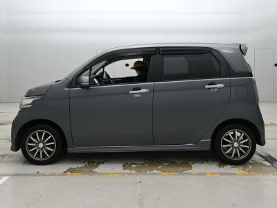 HONDA N WGN 4
