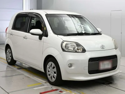 TOYOTA PORTE