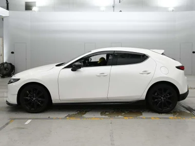 MAZDA MAZDA3 FASTBACK