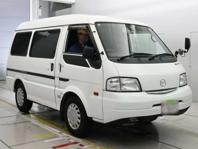 MAZDA BONGO VAN