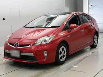 TOYOTA PRIUS PHV