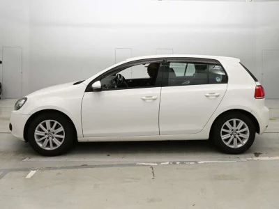 VOLKSWAGEN GOLF 4