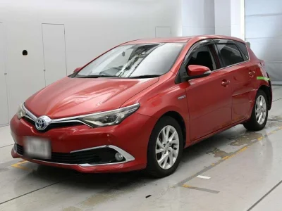 TOYOTA AURIS 1