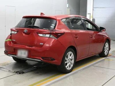 TOYOTA AURIS 2