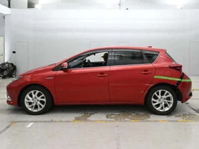 TOYOTA AURIS 4