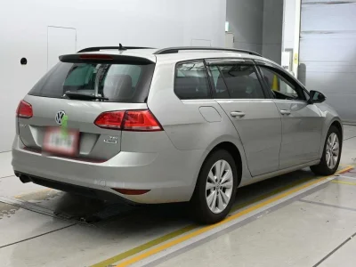 VOLKSWAGEN GOLF VARIANT