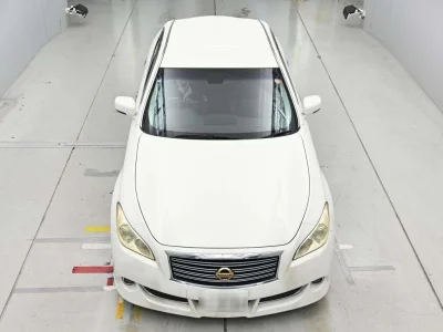 NISSAN FUGA