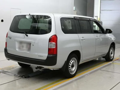 MAZDA FAMILIA VAN