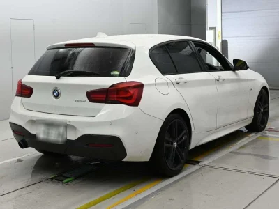 BMW 1 SERIES 2