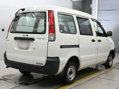 TOYOTA TOWN ACE VAN