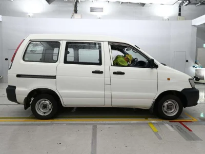 TOYOTA TOWN ACE VAN