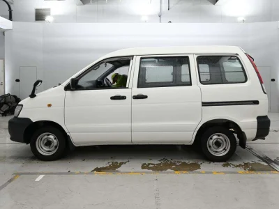 TOYOTA TOWN ACE VAN