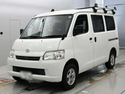 TOYOTA LITE ACE VAN