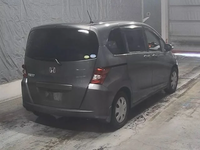 Honda Freed 2010
