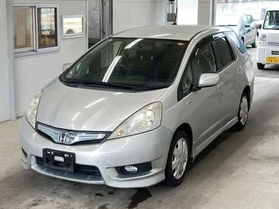 HONDA FIT SHUTTLE 1