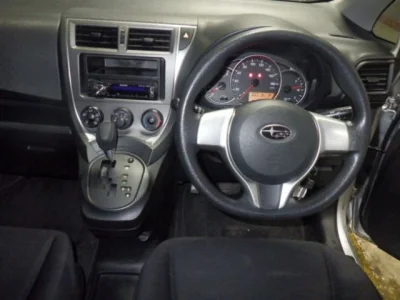 SUBARU TREZIA