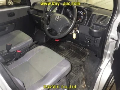 TOYOTA TOWN ACE VAN