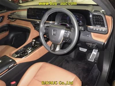 Toyota Crown Estate