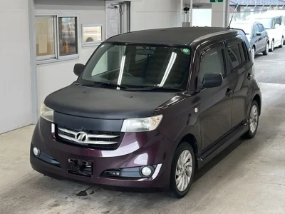 TOYOTA BB