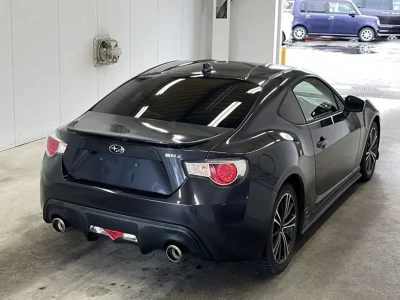 SUBARU BRZ 2
