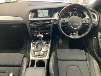 AUDI A4 3