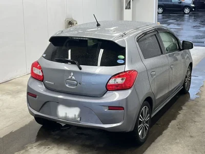 MITSUBISHI MIRAGE