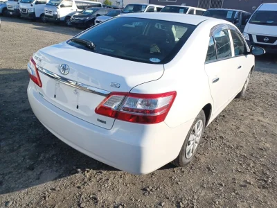 Toyota Premio