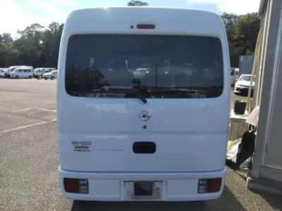 NISSAN CLIPPER VAN