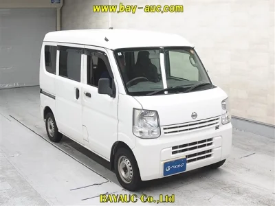 NISSAN CLIPPER VAN