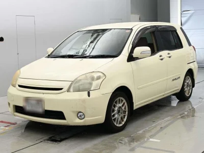 Toyota Raum