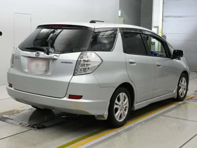 HONDA FIT SHUTTLE 2