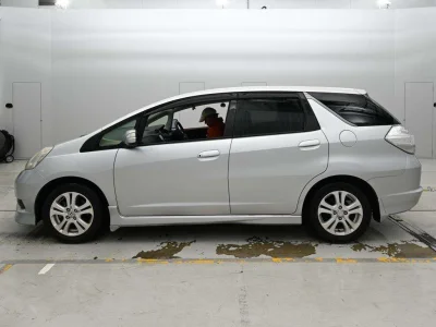 HONDA FIT SHUTTLE 4