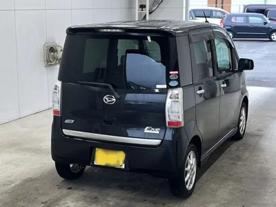 DAIHATSU TANTO EXE 1