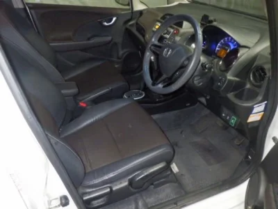 HONDA FIT SHUTTLE 2