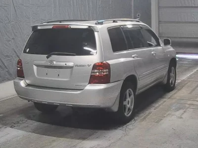 TOYOTA KLUGER