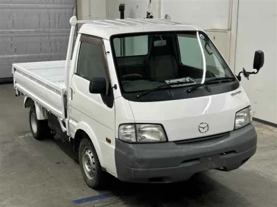 MAZDA BONGO 1