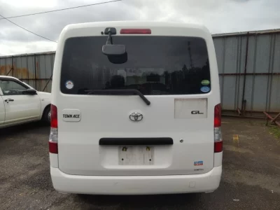TOYOTA TOWN ACE VAN