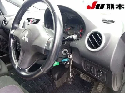 MITSUBISHI COLT PLUS