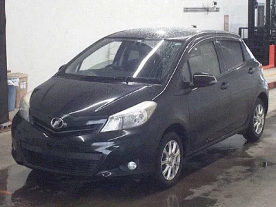 TOYOTA VITZ