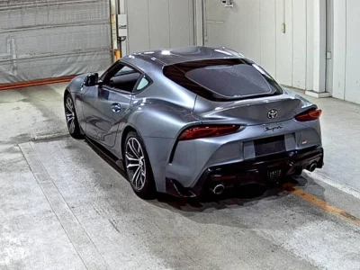 TOYOTA SUPRA